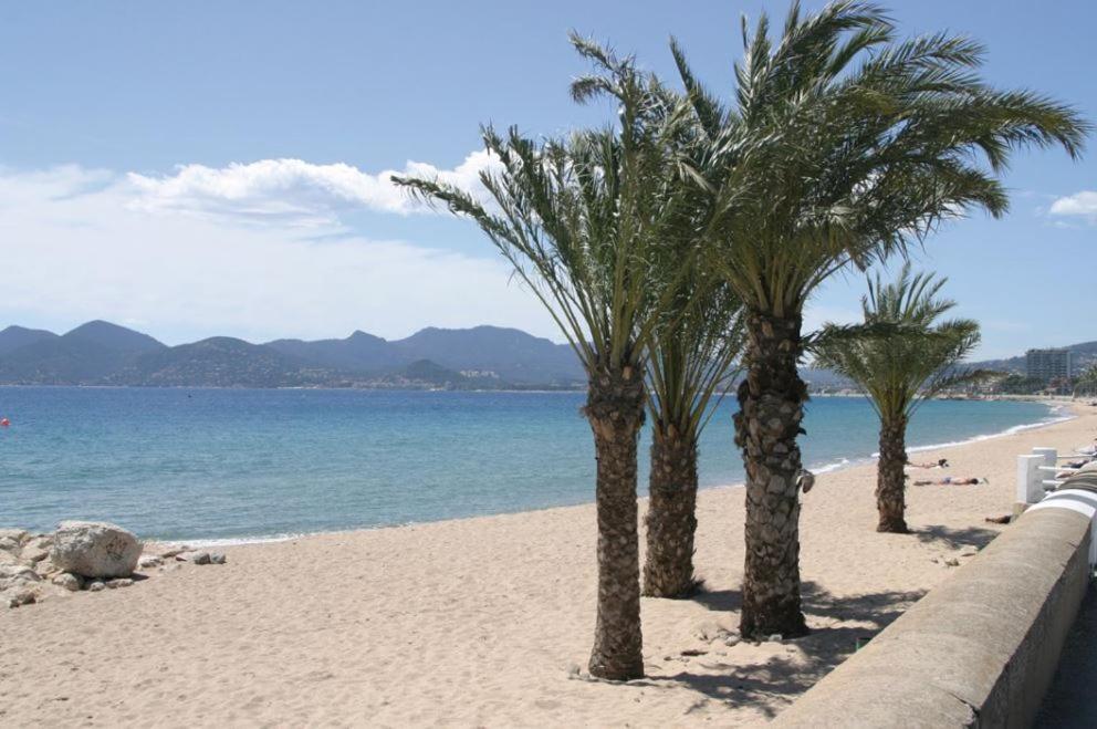 Magnifique "Gite De La Garoupe" Au Cap D'Antibes A 300M Des Plages Exteriör bild